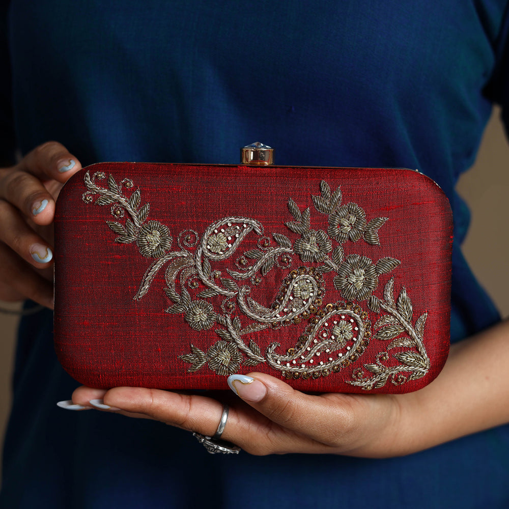 Chikankari Embroidery Clutch / Sling Bag