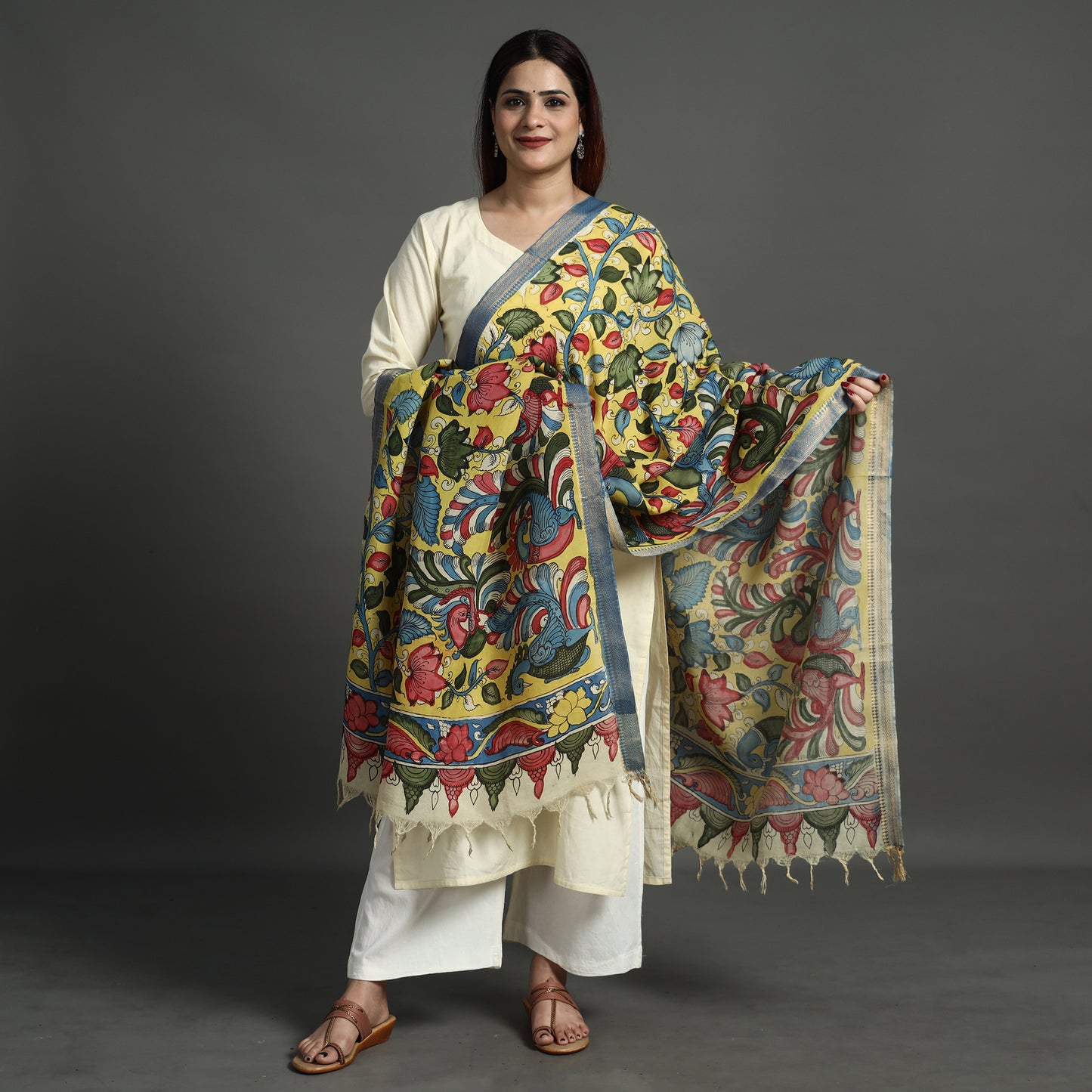 kalamkari handpainted dupatta