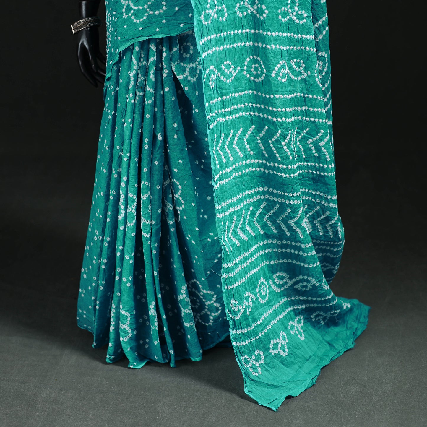Kutch Bandhani Tie-Dye Cotton Saree 59