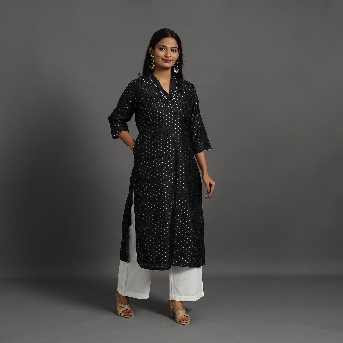 Black - Traditional Cutwork Zari Buti Banarasi Silk Kurta 01