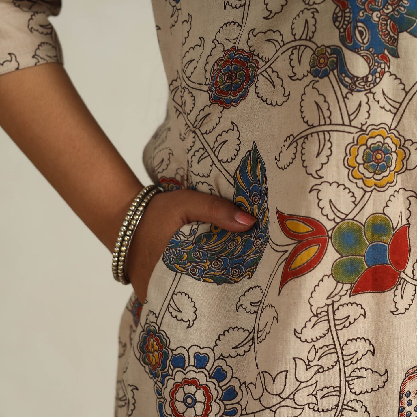 Beige - Printed Cotton A-Line Kalamkari Kurta 05