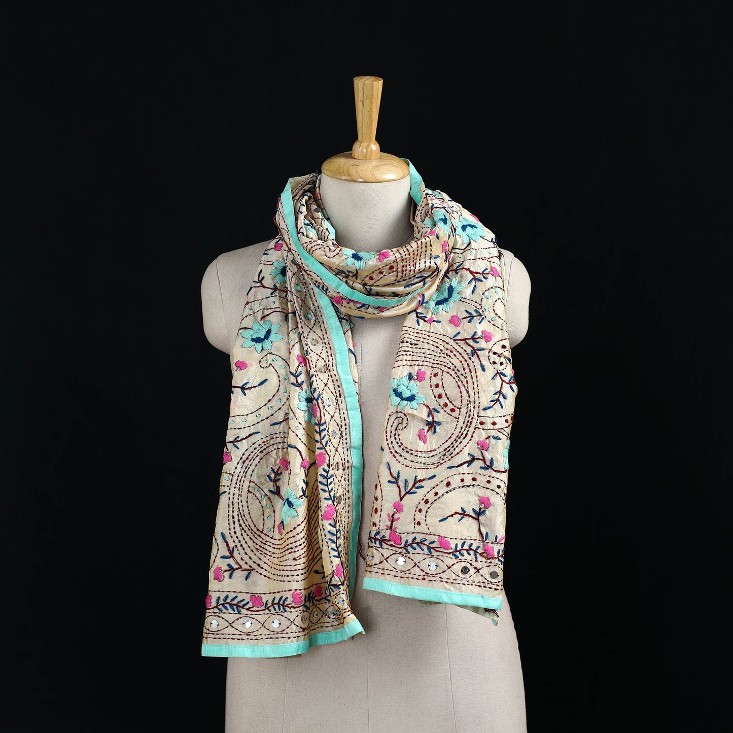Ranihati Chanderi Silk Hand Embroidered Stole 01