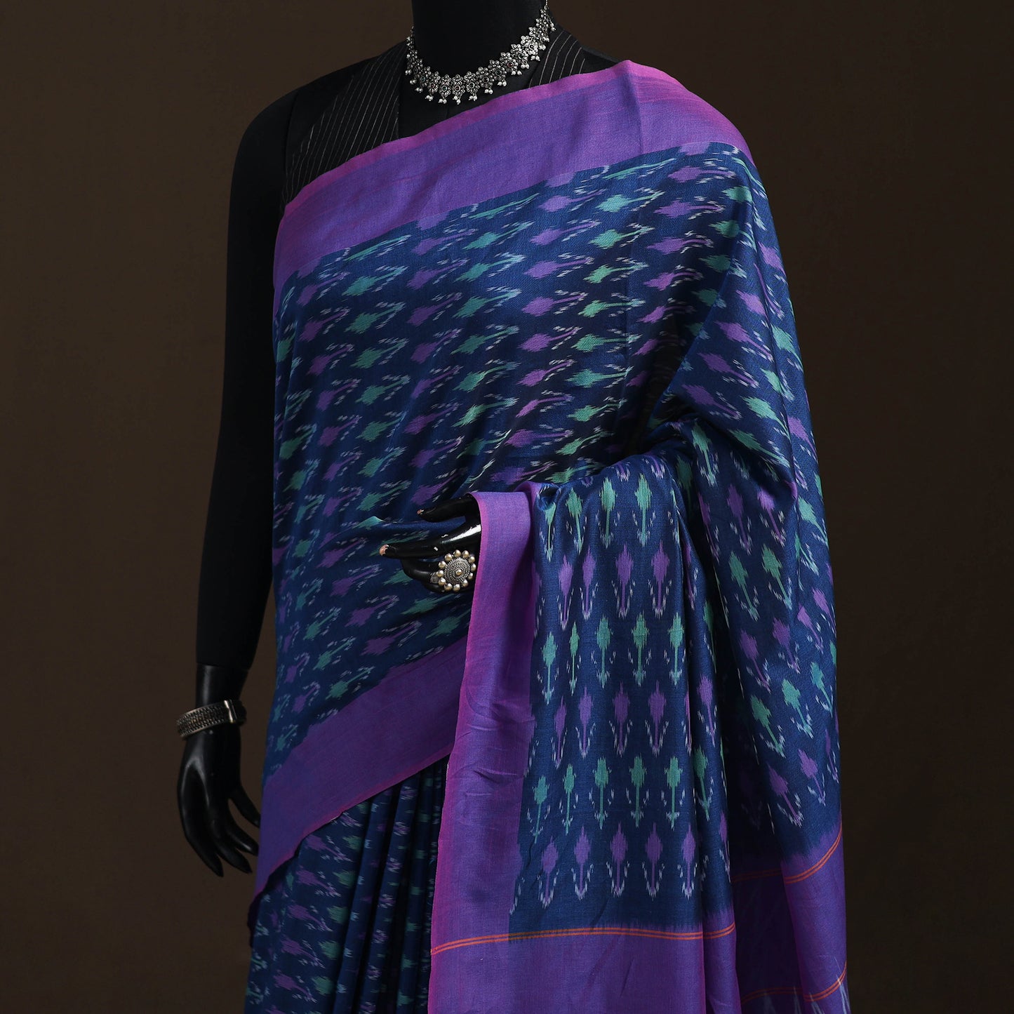 Pochampally Ikat Weave Mercerised Cotton Saree 10
