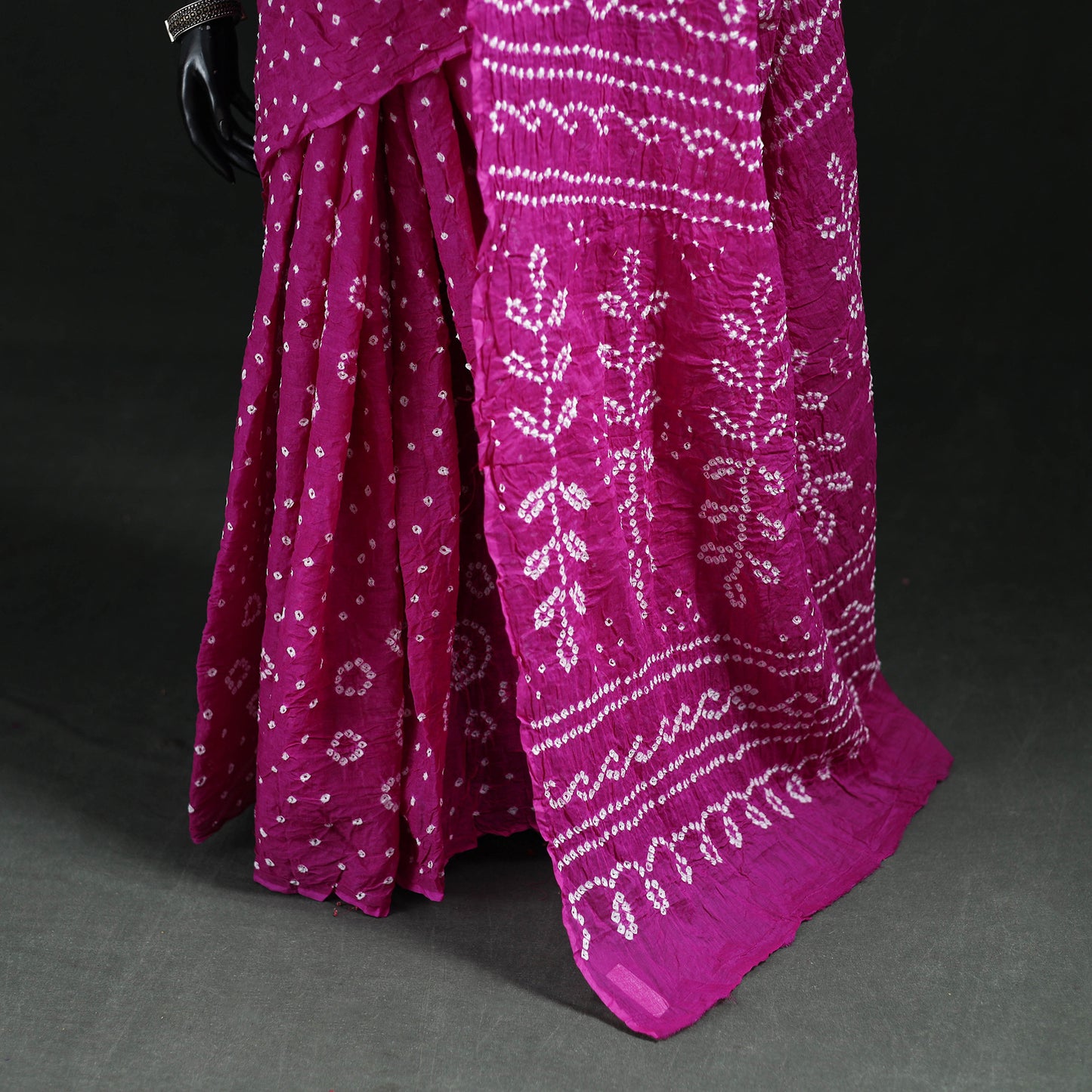 Kutch Bandhani Tie-Dye Cotton Saree 62