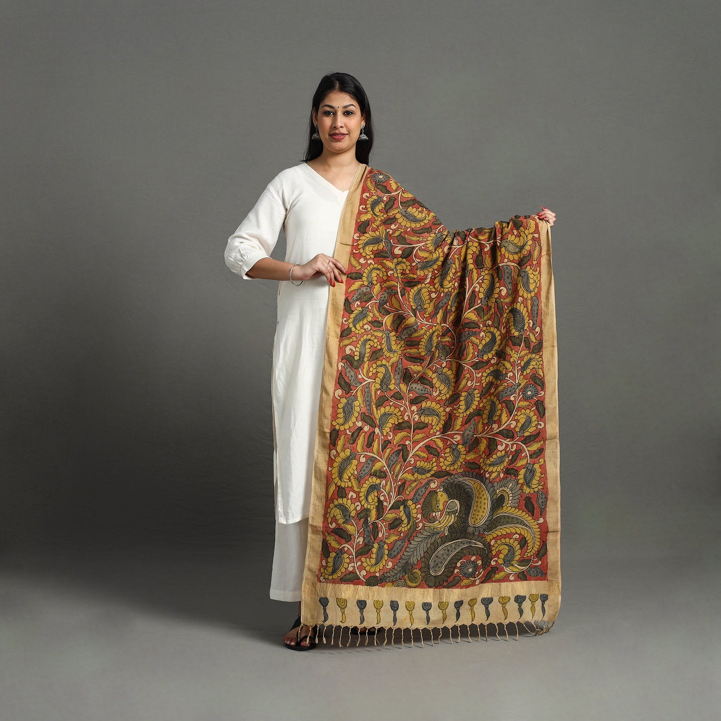 Mangalagiri Cotton Handpainted Pen Work Kalamkari Dupatta 12