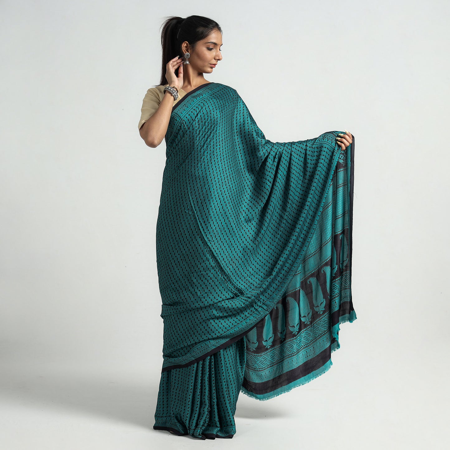 modal silk saree