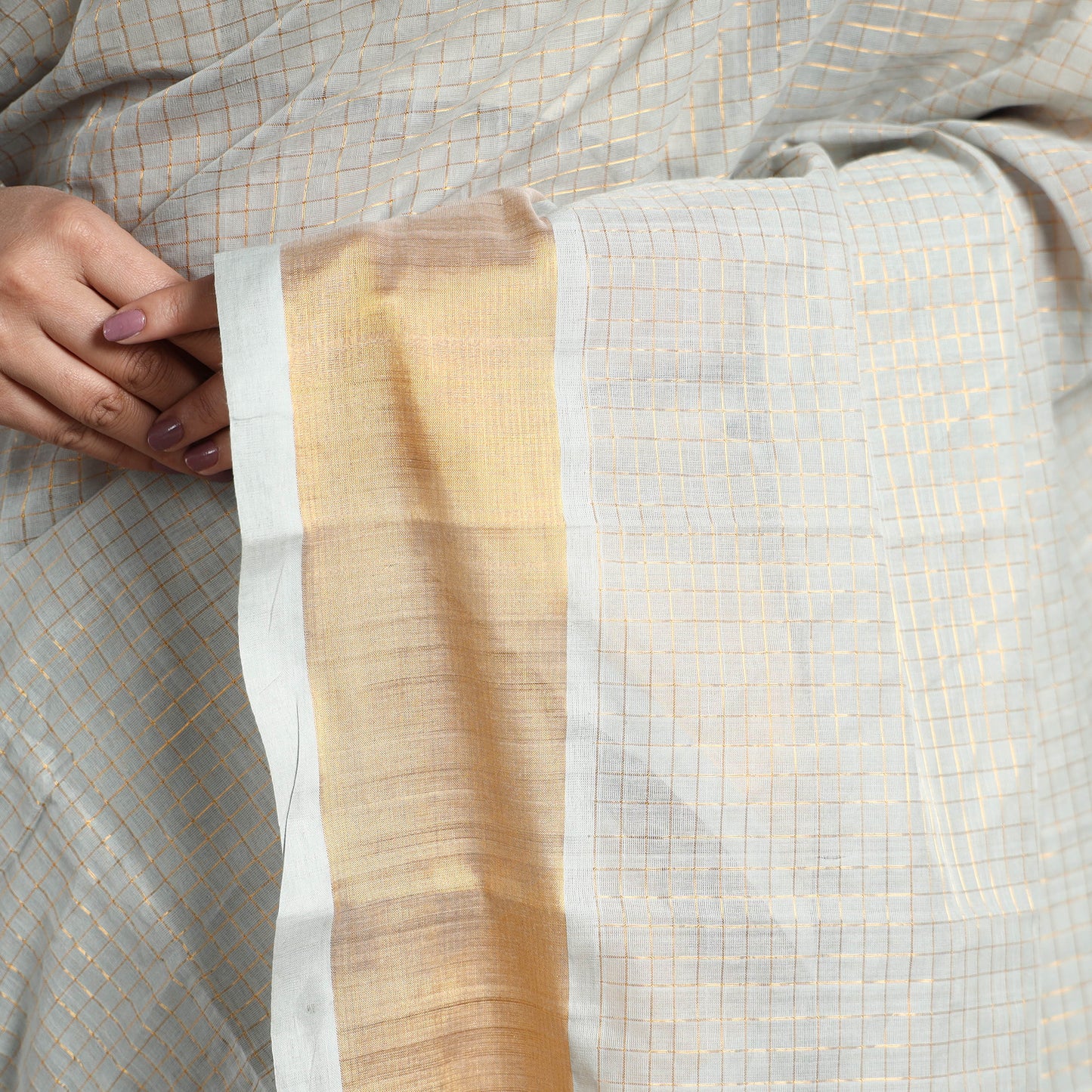 Grey - Traditional Venkatagiri Handloom Cotton Zari Checks Saree with One Side Zari Border 32