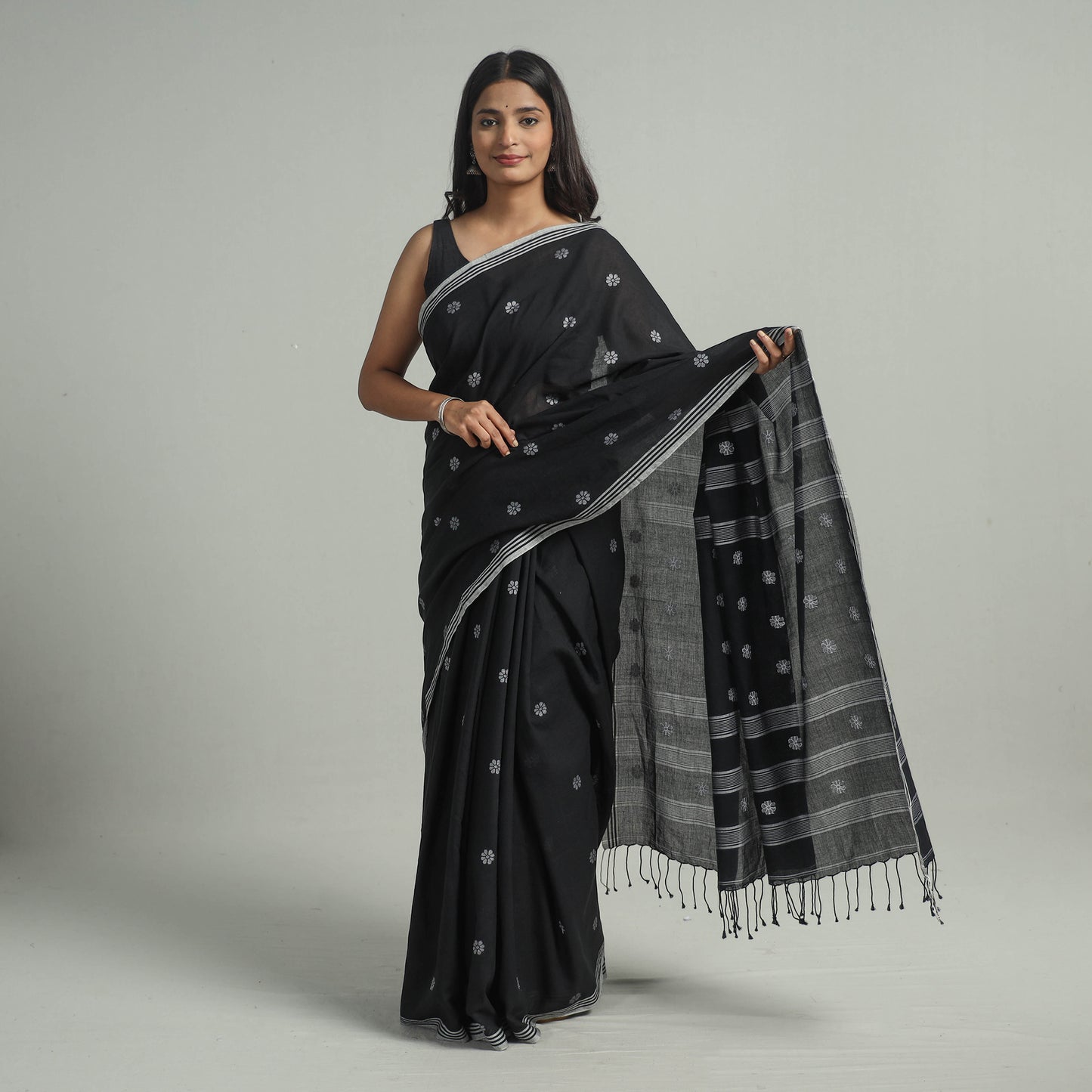 Black - Handloom Cotton Phulia Jamdani Saree with Tassels 25