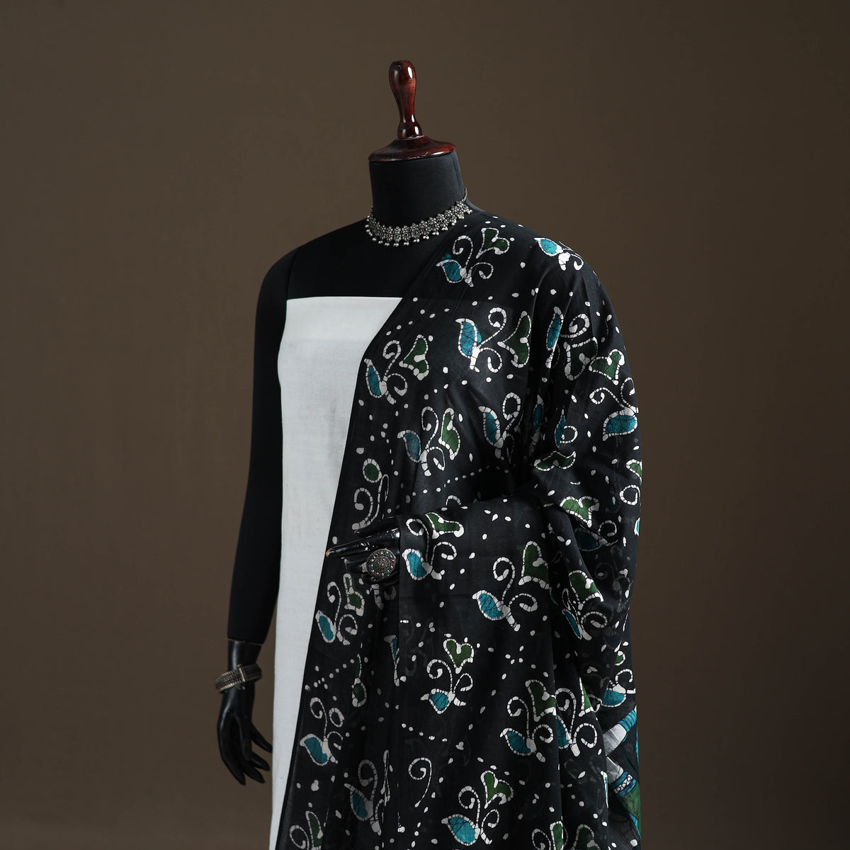 Black - hand batik print cotton dupatta 33 - handcrafted