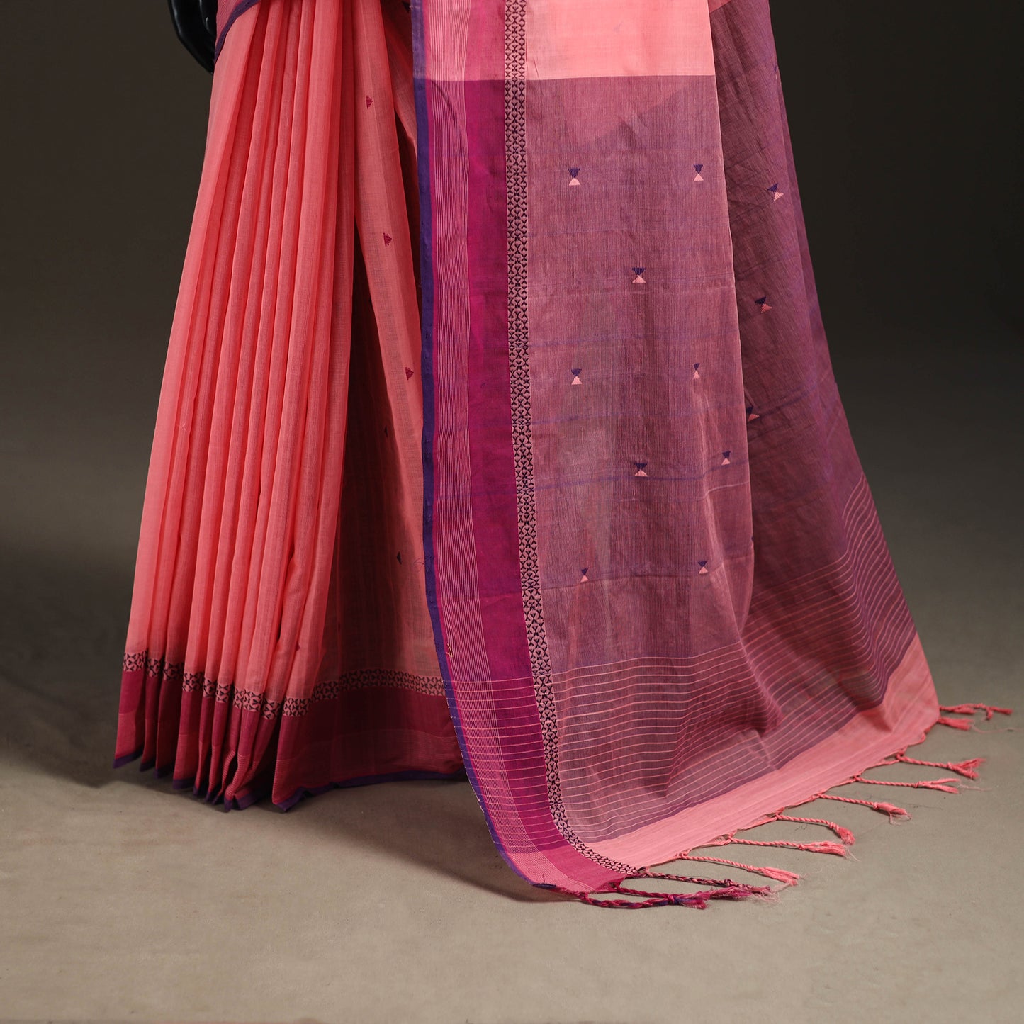 Godavari Jamdani Buti Pure Handloom Cotton Saree 20