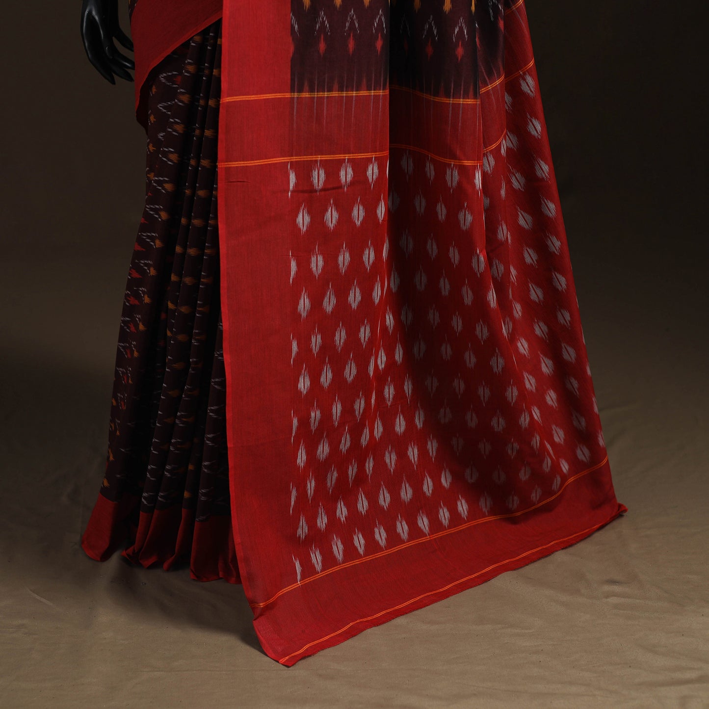 Pochampally Ikat Weave Mercerised Cotton Saree 19