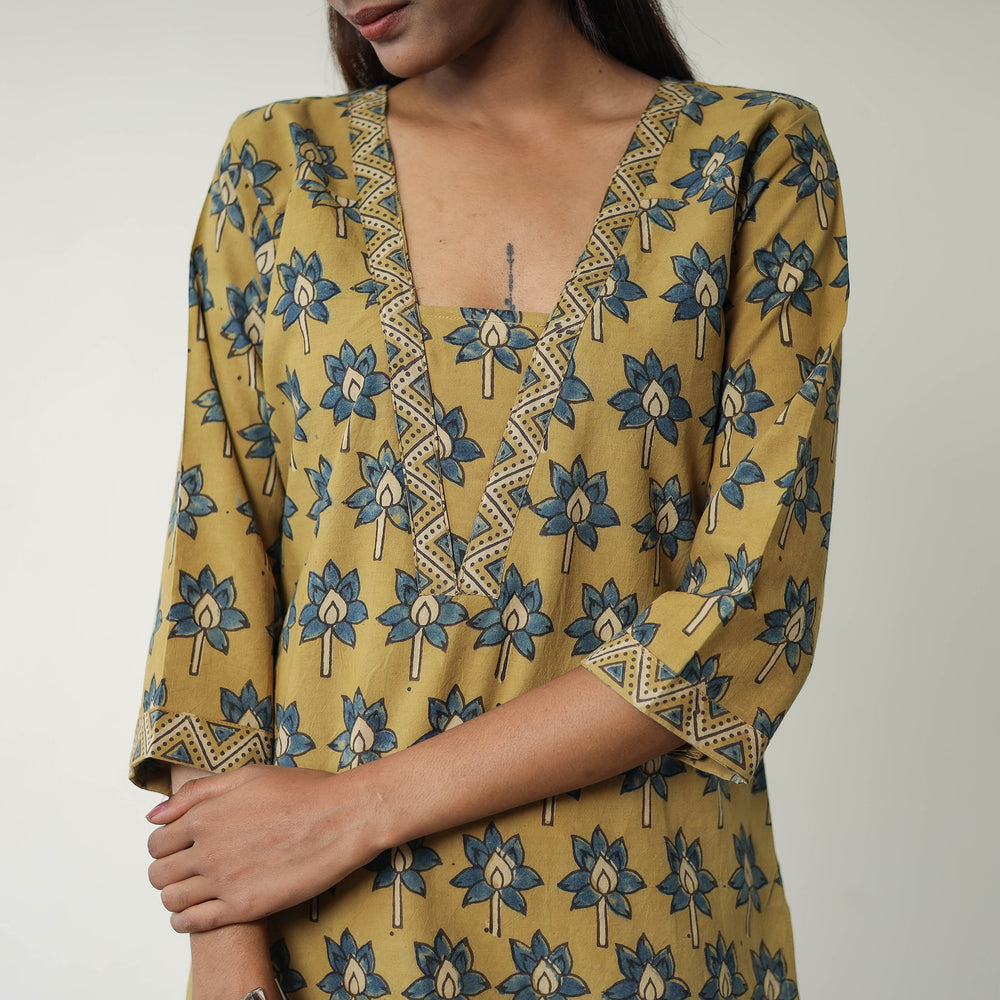 Block Printed Cotton Straight Ajrakh Kurta 32