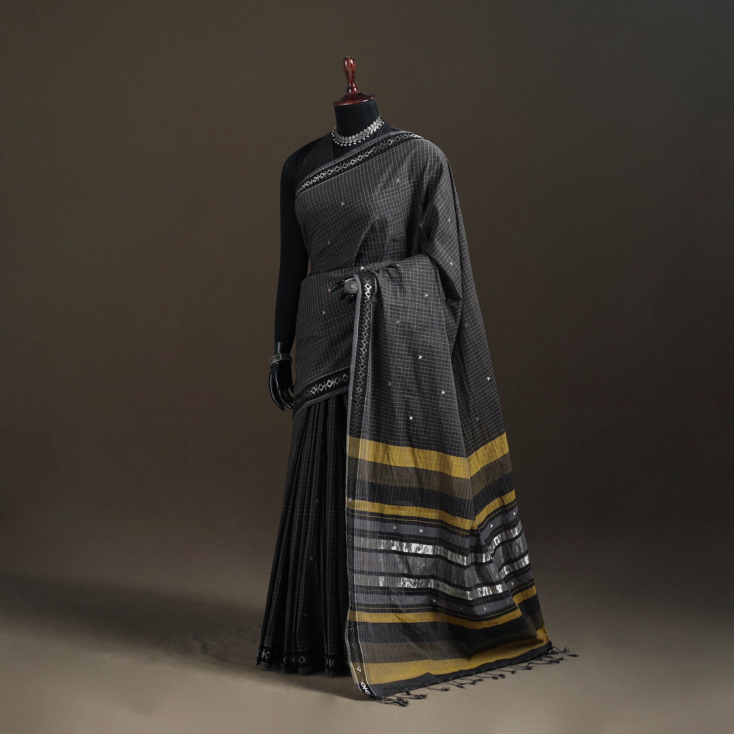 Godavari Jamdani Buti Pure Handloom Checks Cotton Saree 23