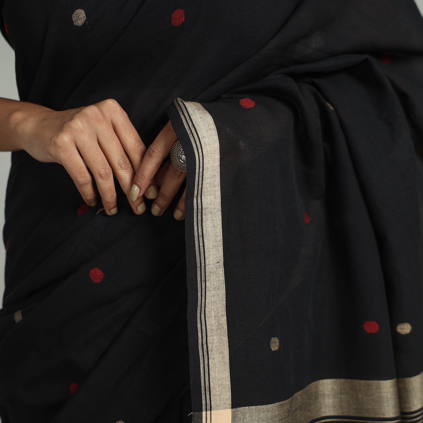 Black - Handloom Cotton Phulia Jamdani Saree with Tassels 28