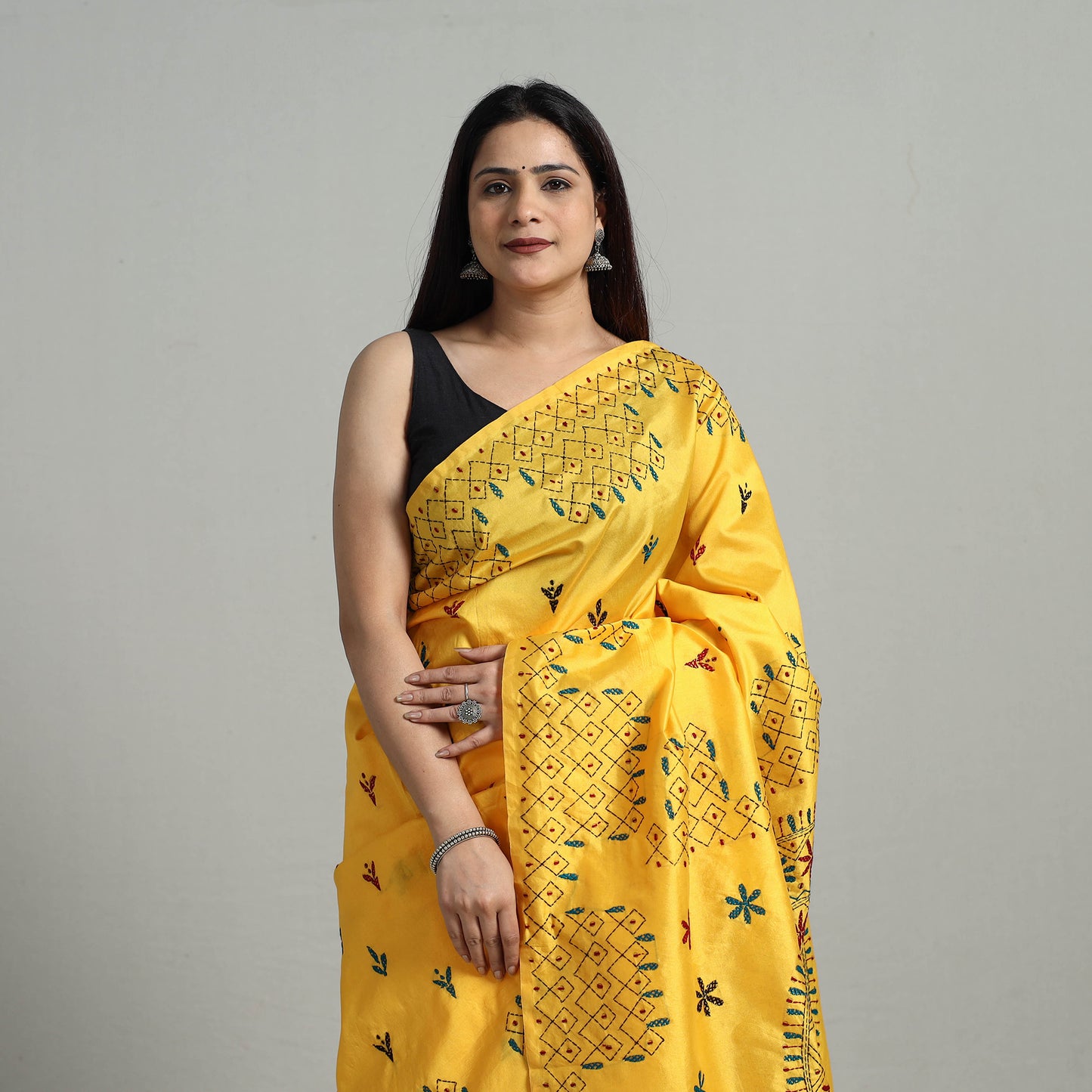 Yellow - Handcrafted Bengal Nakshi Kantha Work Silk Saree 04