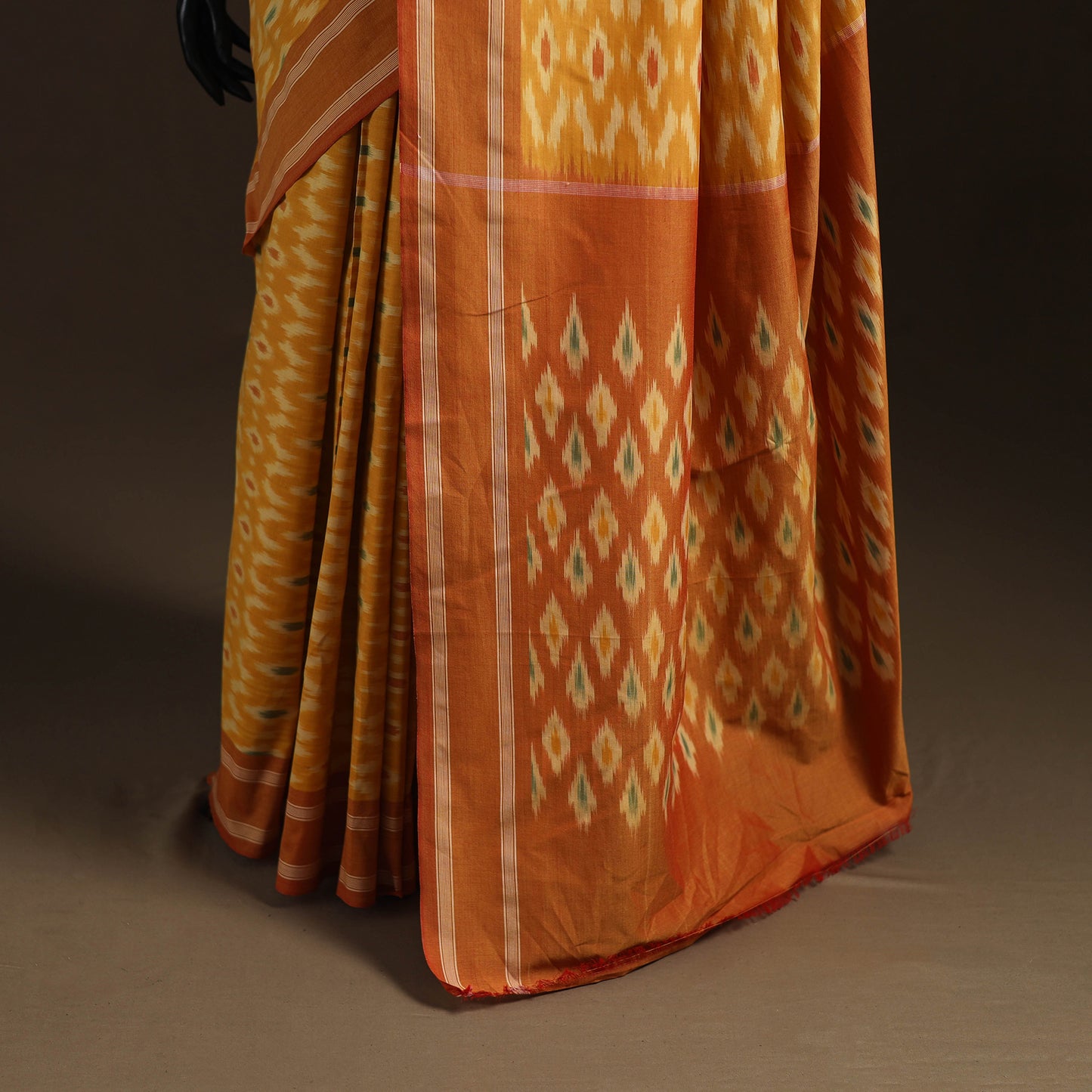 Pochampally Ikat Weave Mercerised Cotton Saree 23