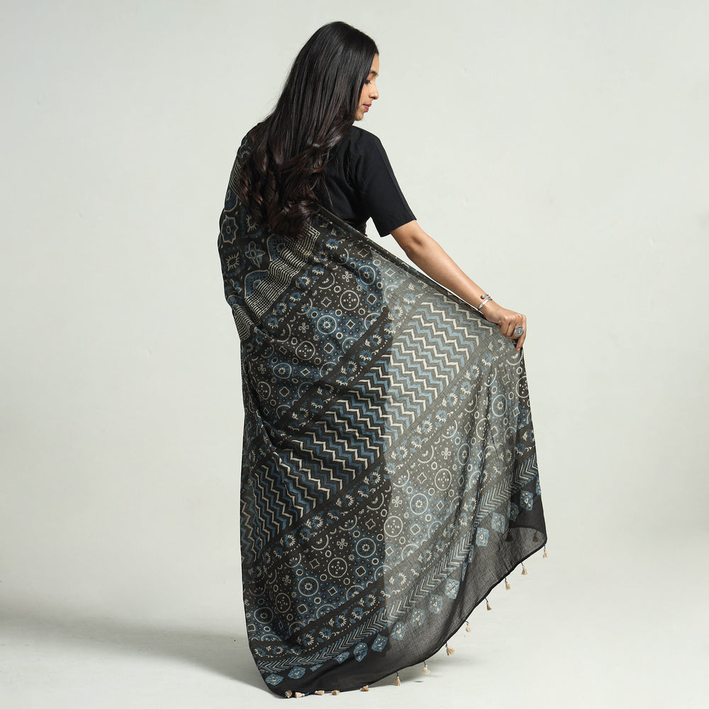 ajrakh saree