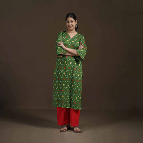 Bandhani Tie-Dye Cotton Straight Kurta for women 06