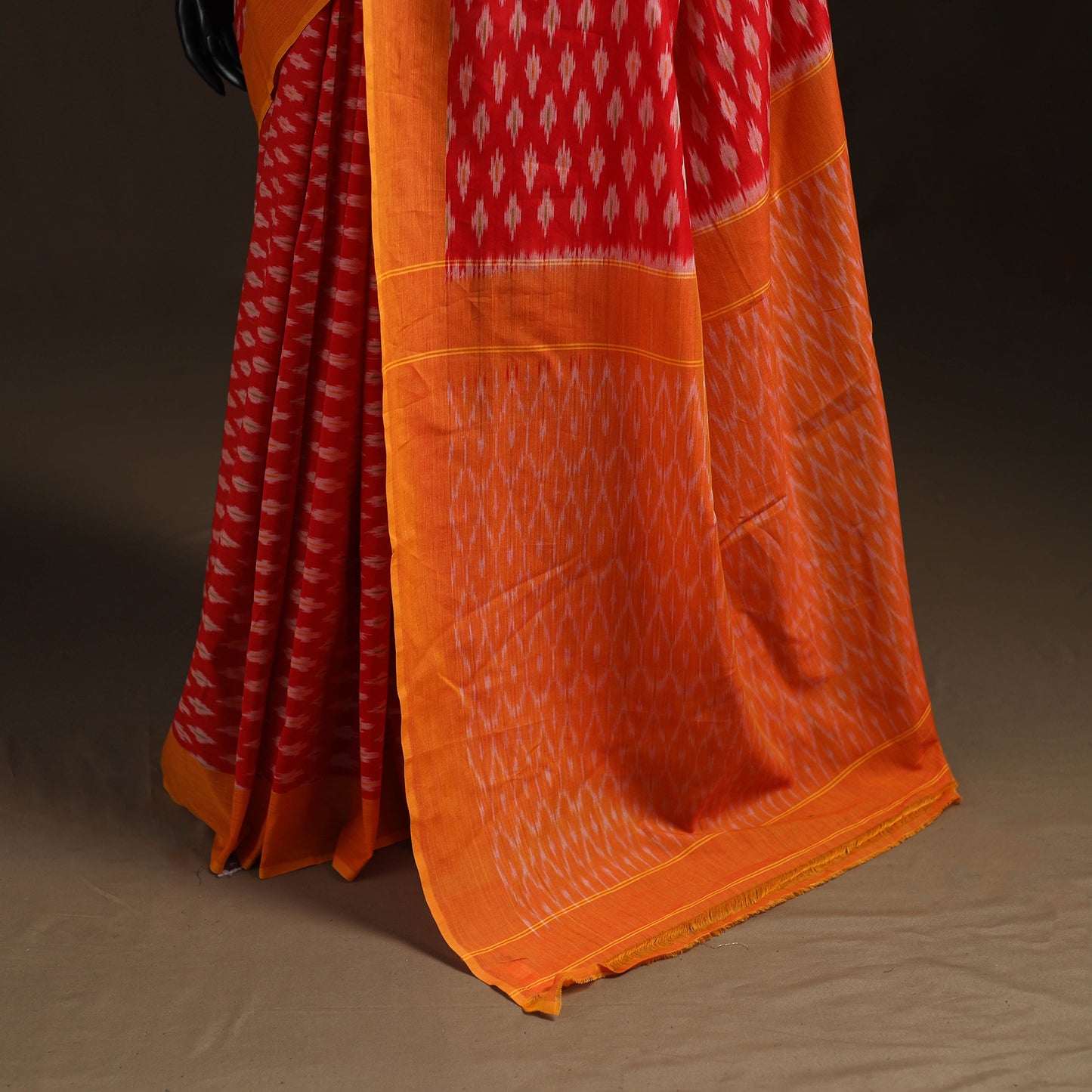 Pochampally Ikat Weave Mercerised Cotton Saree 24