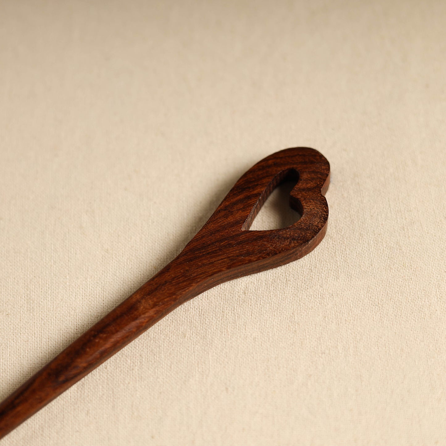 Hand Carved Sheesham Wood Juda Stick 24
