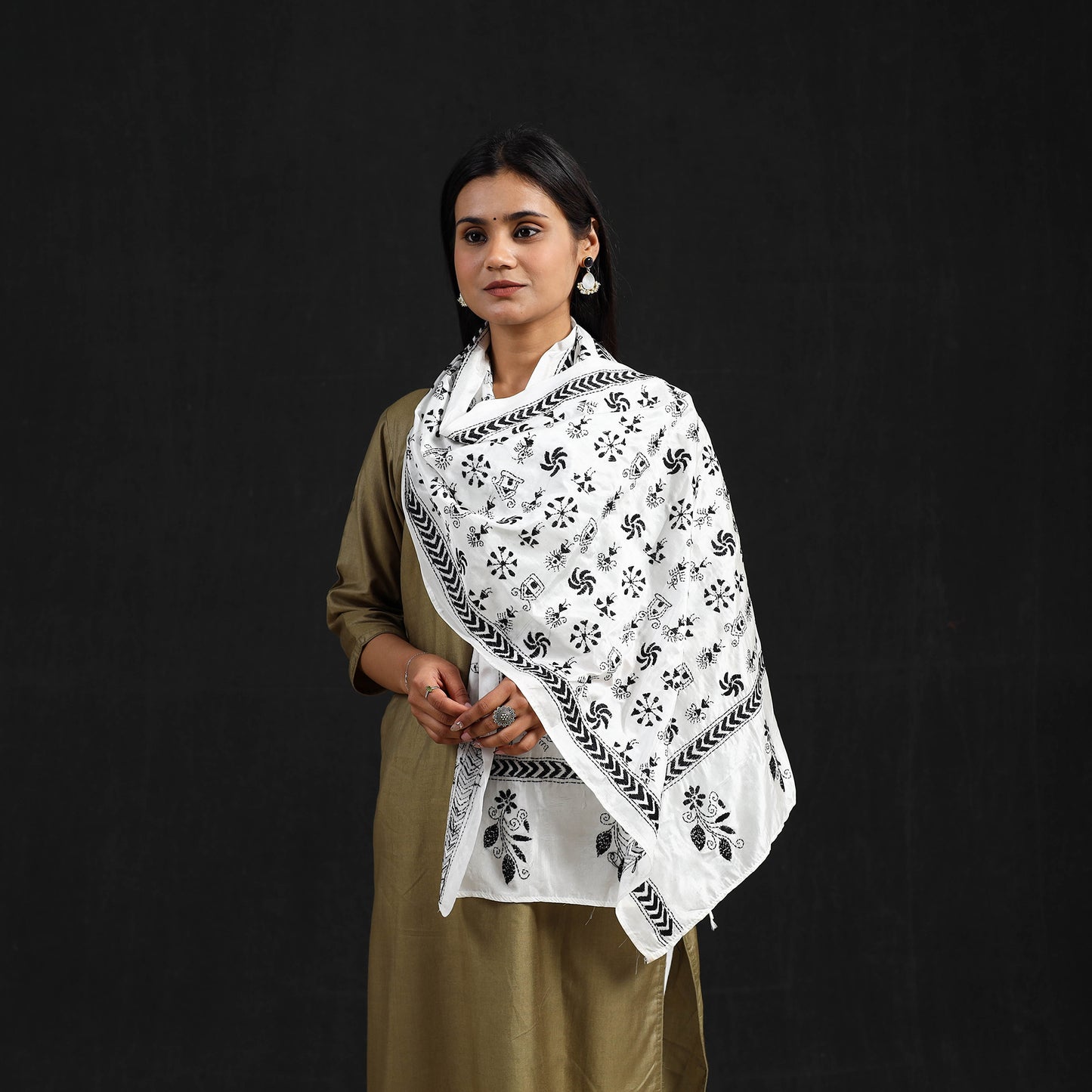 White - Handloom Tussar Silk  Bengal Kantha Work Stole 65