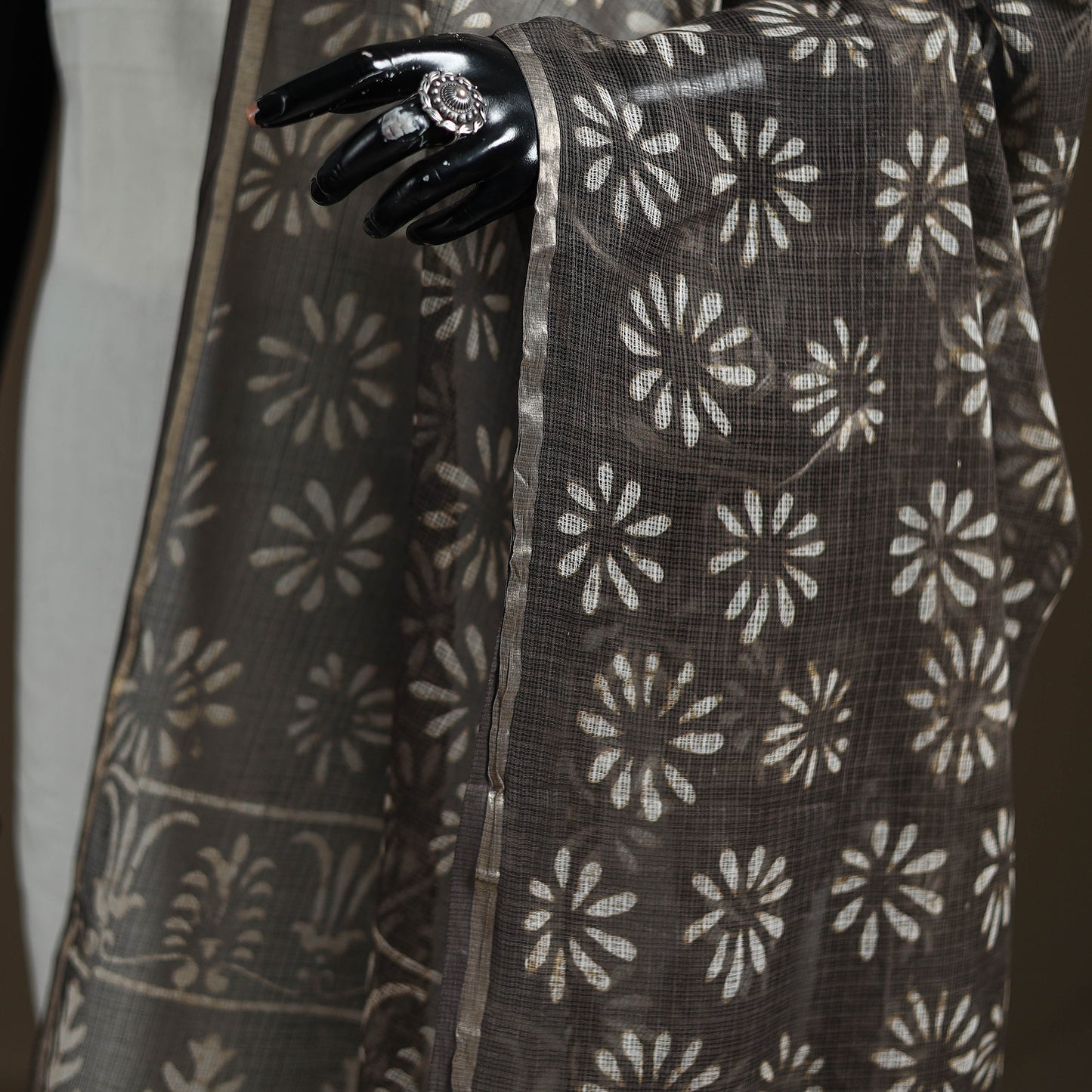 Pipad Hand Block Print Natural Dyed Kota Doria Cotton Dupatta 06