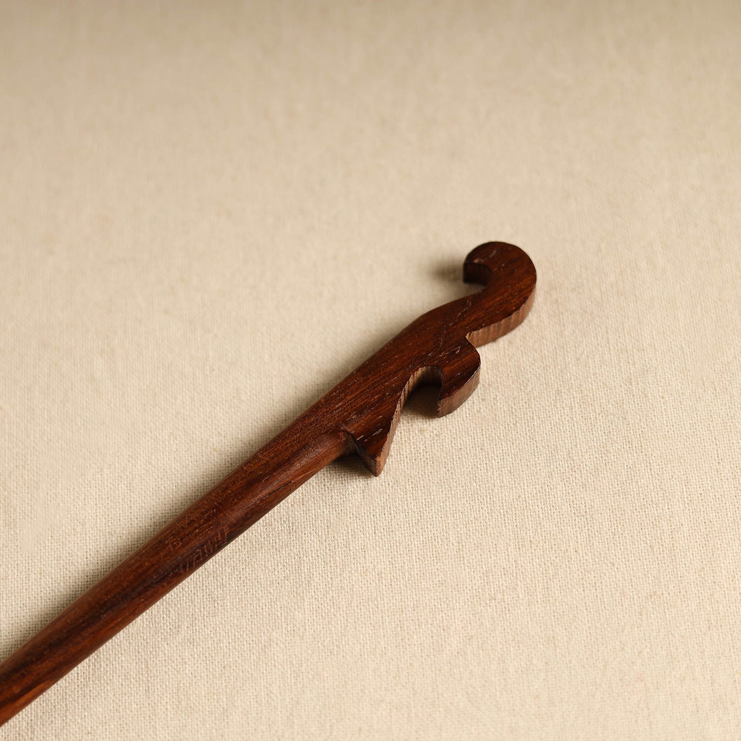 Hand Carved Sheesham Wood Juda Stick 02