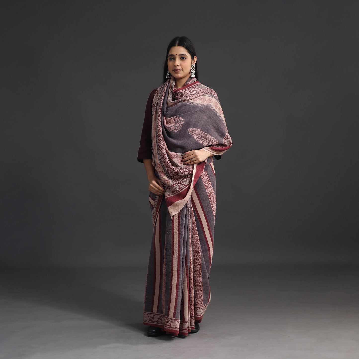 Grey - Handwoven Merino Wool Bagh Block Print Saree 04