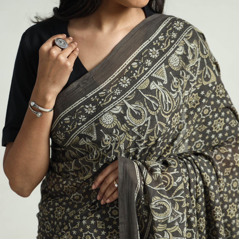 ajrakh saree