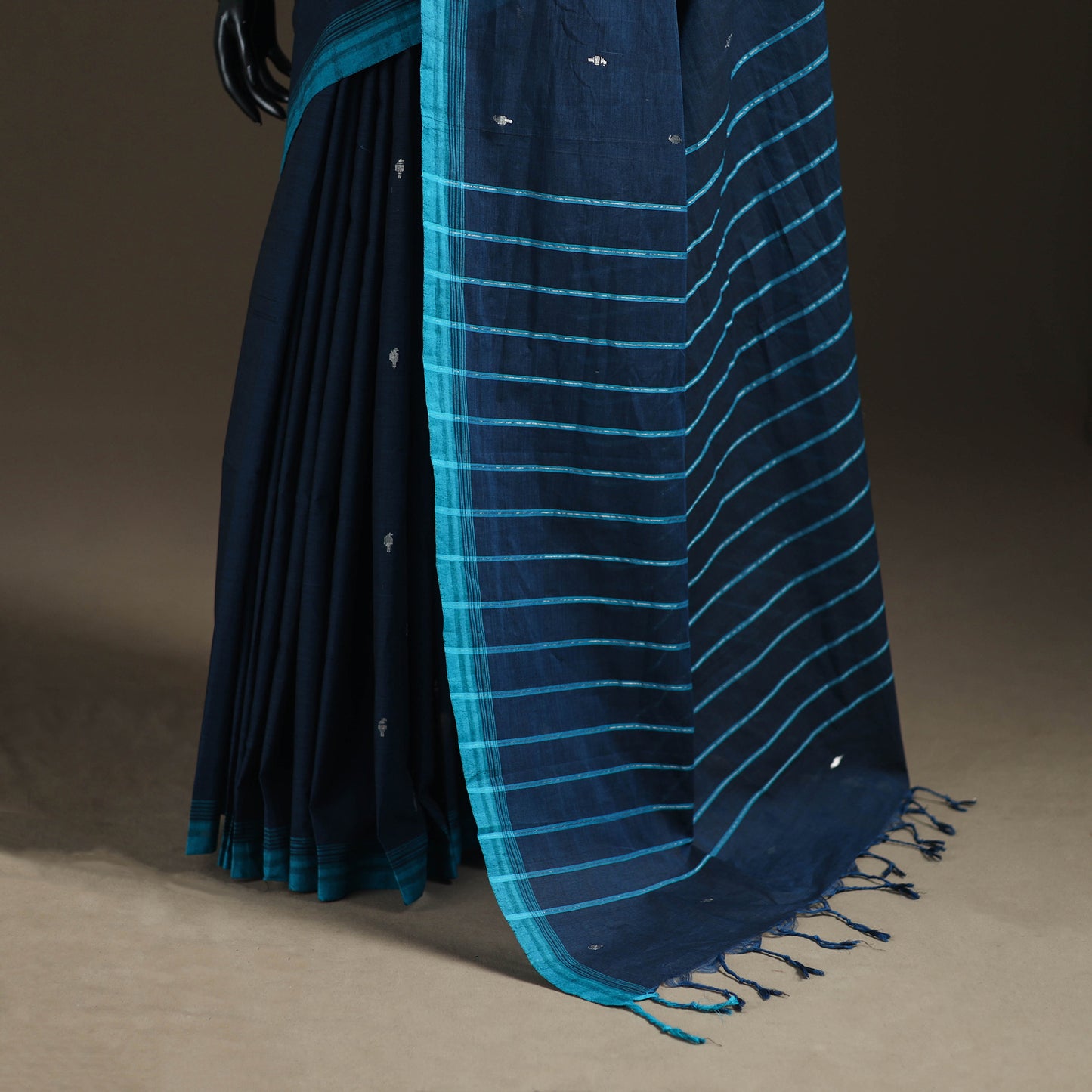 Godavari Jamdani Mango Buti Pure Handloom Cotton Saree 27