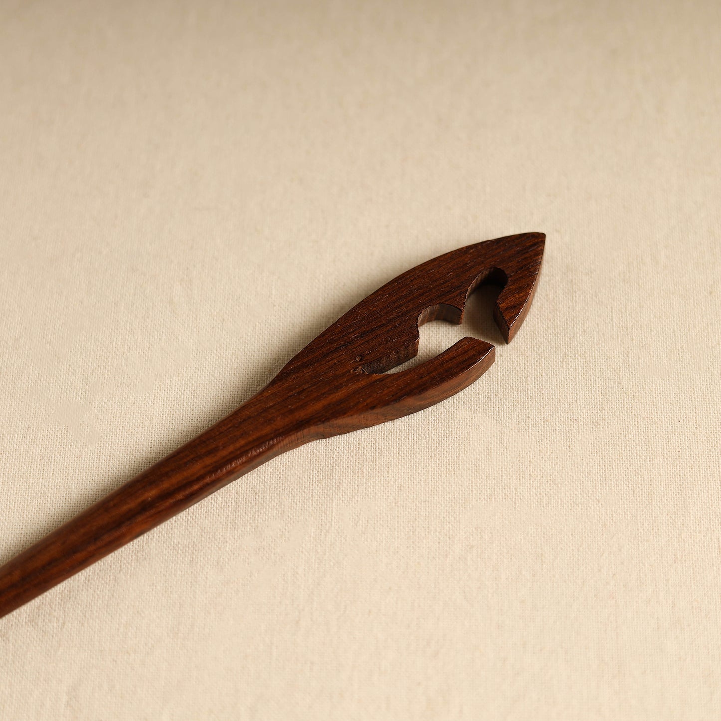 Hand Carved Sheesham Wood Juda Stick 04