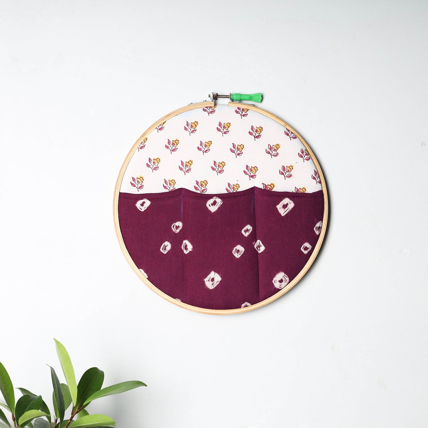 Embroidery Hoop Wall Decor (Medium) 30