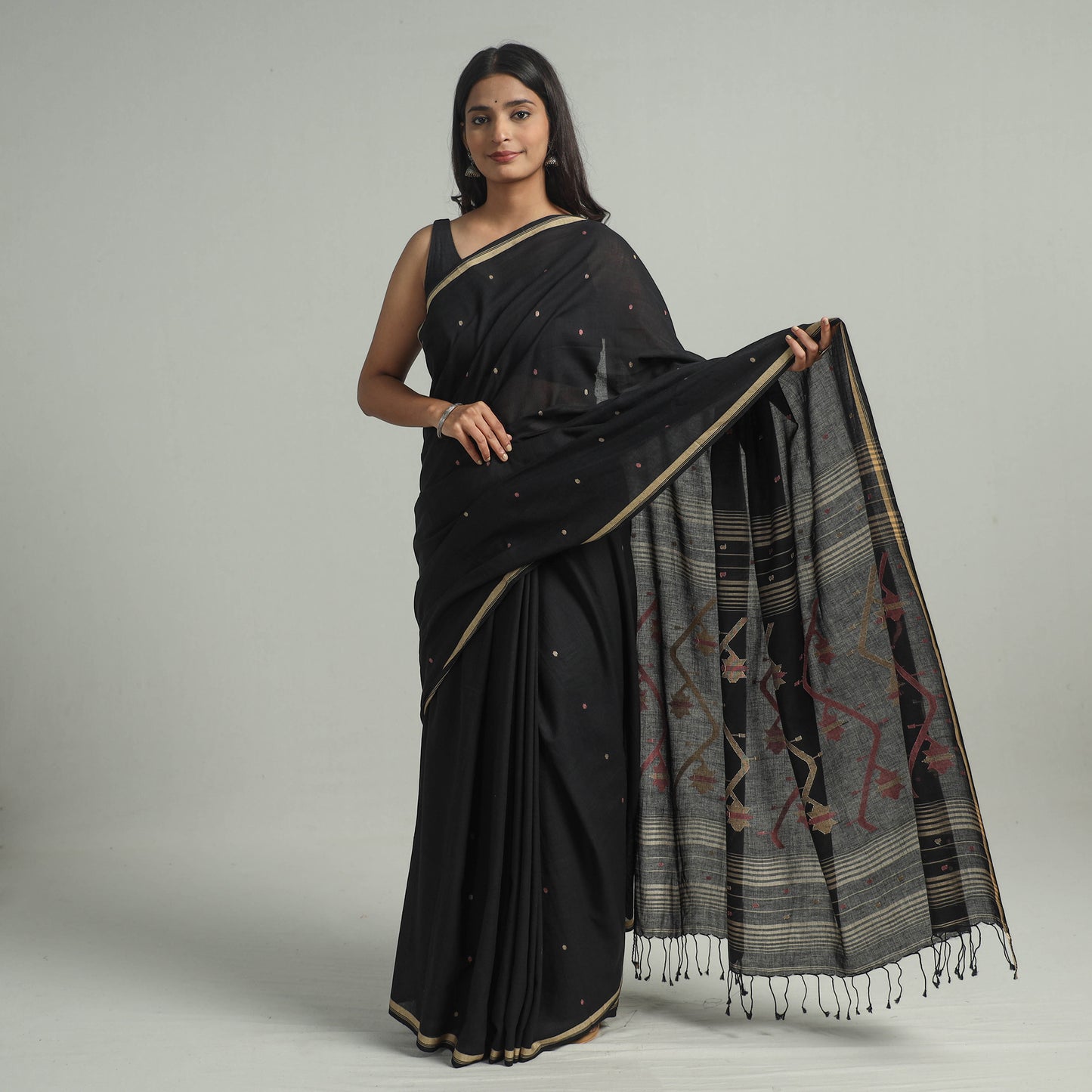 Black - Handloom Cotton Phulia Jamdani Saree with Tassels 34