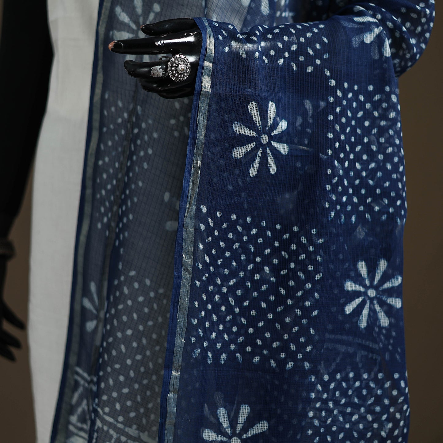 Pipad Hand Block Print Natural Dyed Kota Doria Cotton Dupatta 12