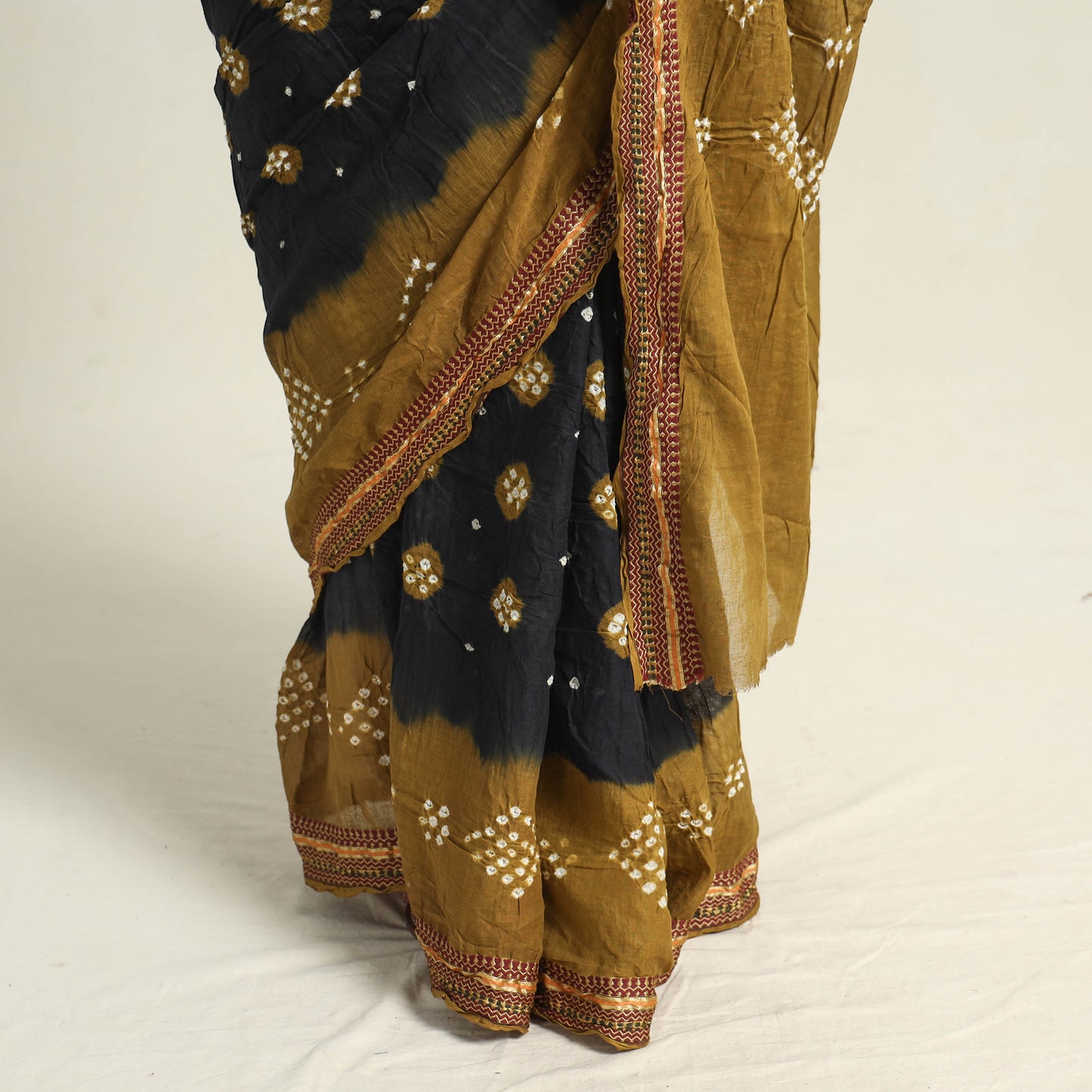 Bandhani Saree