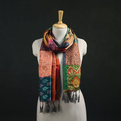 Pure Silk Reversible Patchwork Stole with Tassels 09