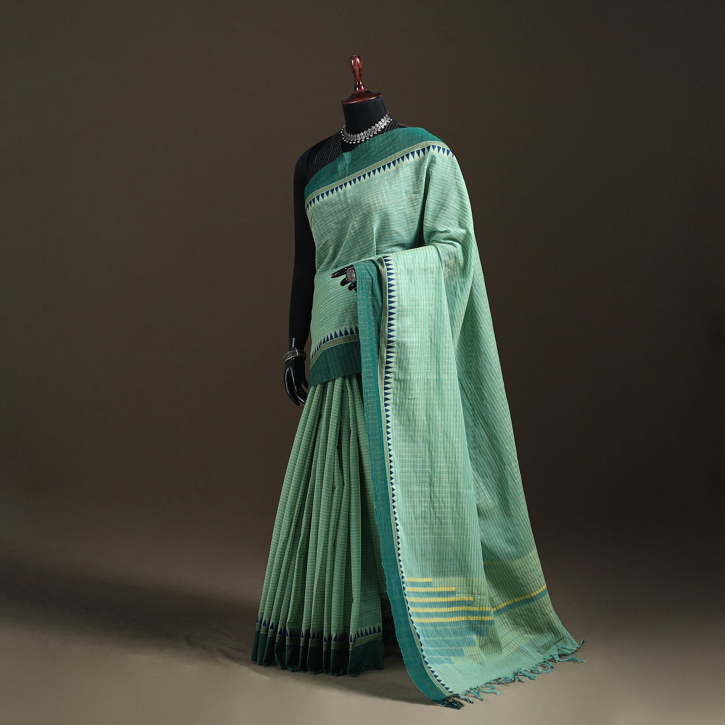 Narayanpet Checks Pure Handloom Cotton Saree 32