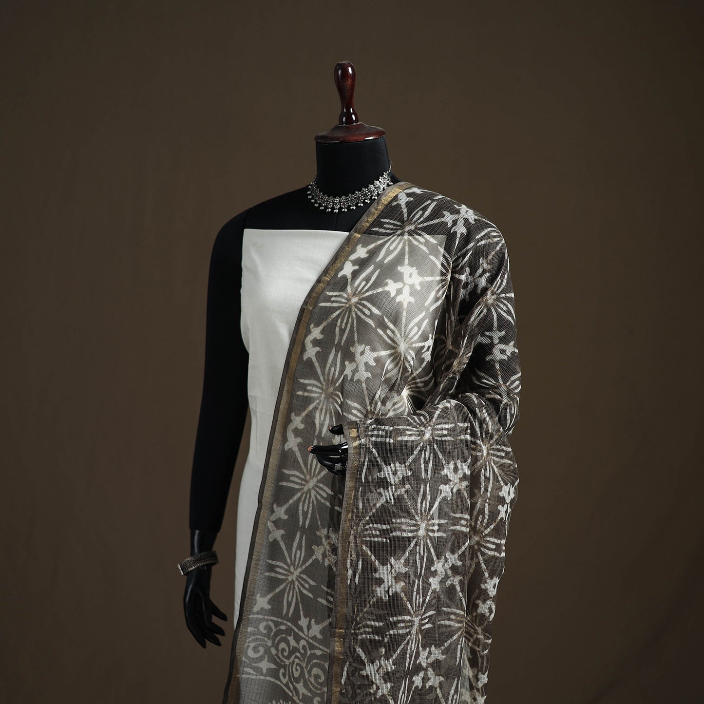 Pipad Hand Block Print Natural Dyed Kota Doria Cotton Dupatta 15