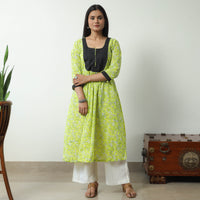 Green - Sanganeri Block Printed Cotton A-Line Kurta with Jacquard Patchwork 03