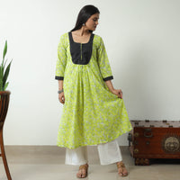 Green - Sanganeri Block Printed Cotton A-Line Kurta with Jacquard Patchwork 03