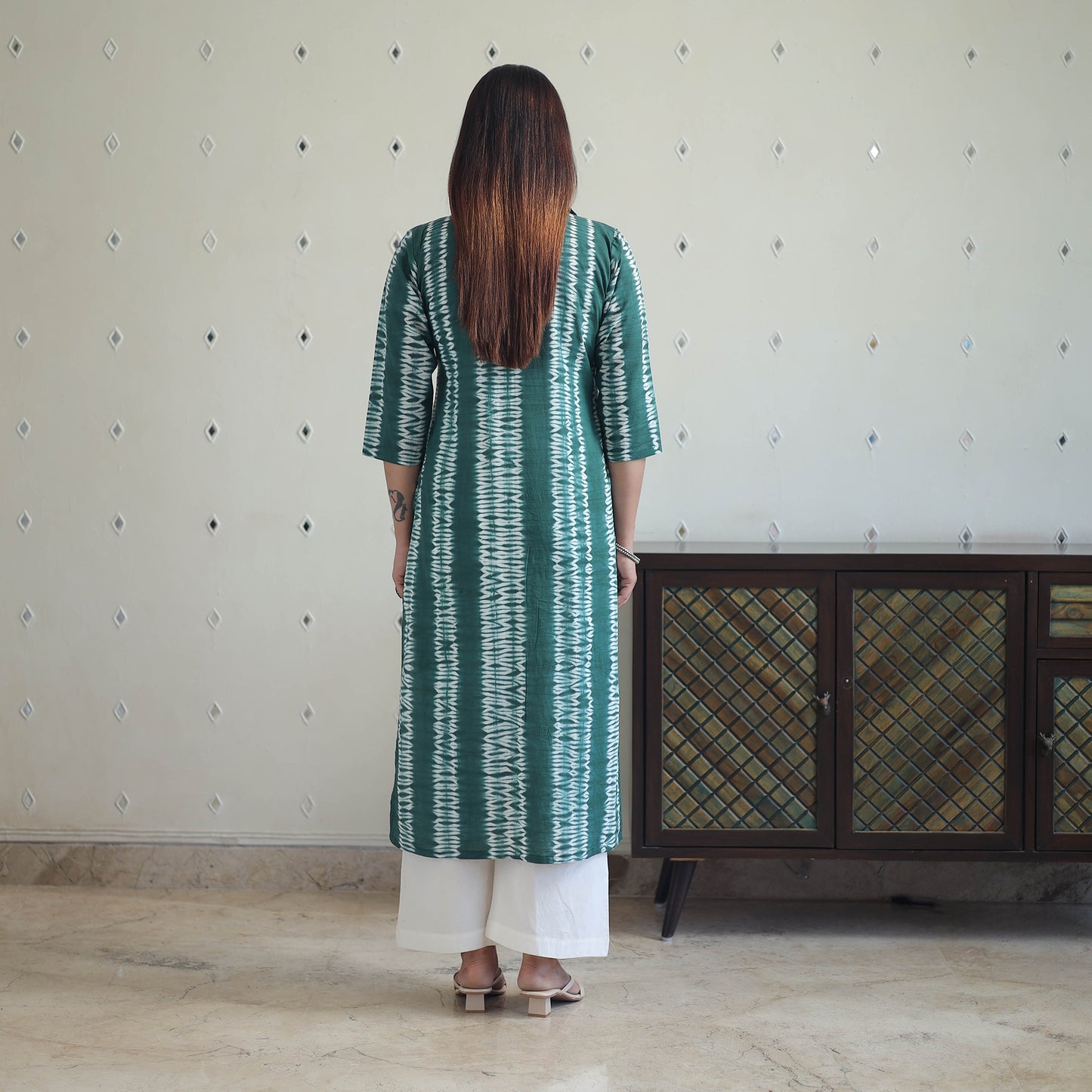 Green - Tie & Dye Cotton Straight Shibori Kurta 15