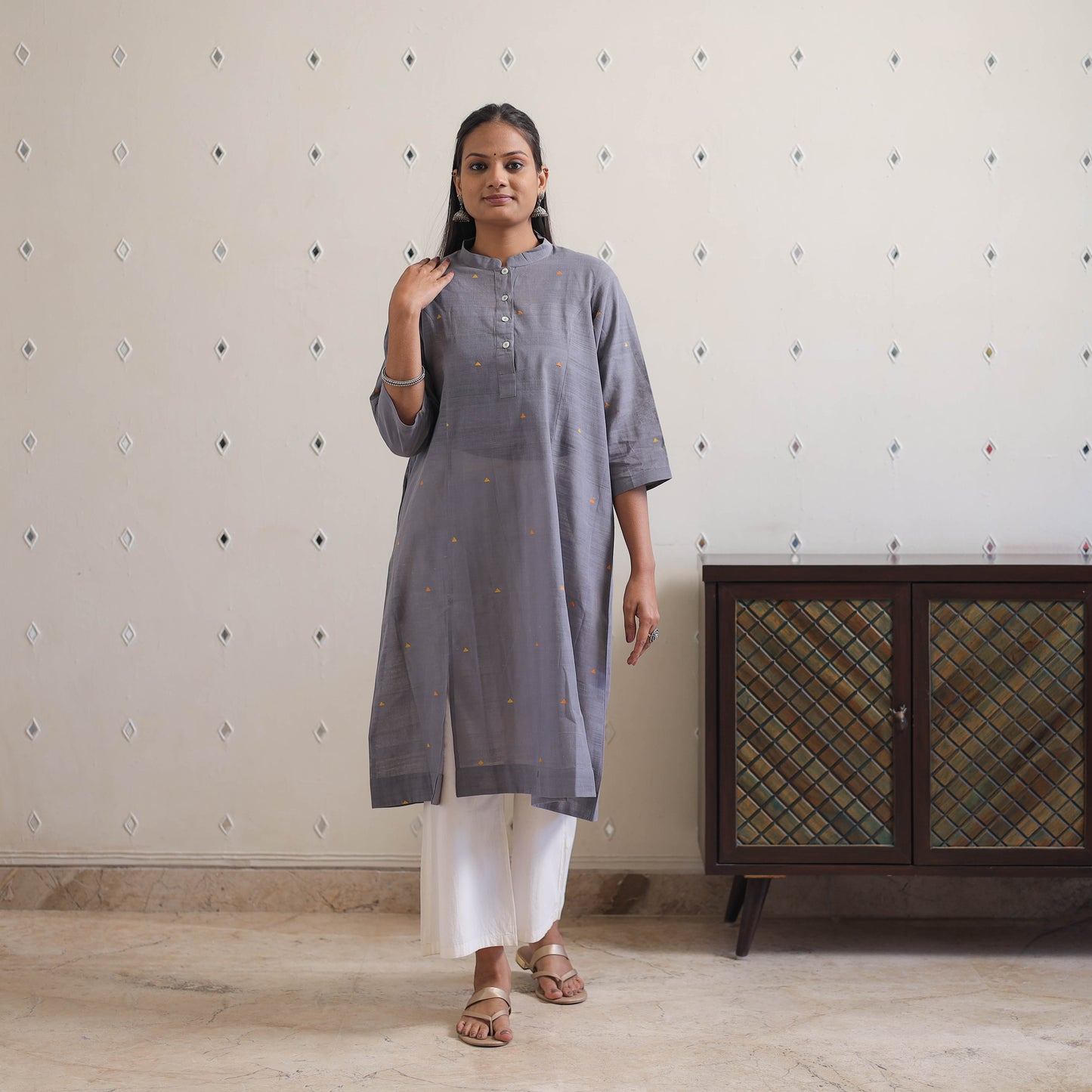 Grey - Handwoven Cotton Angrakha Jamdani Kurta 39