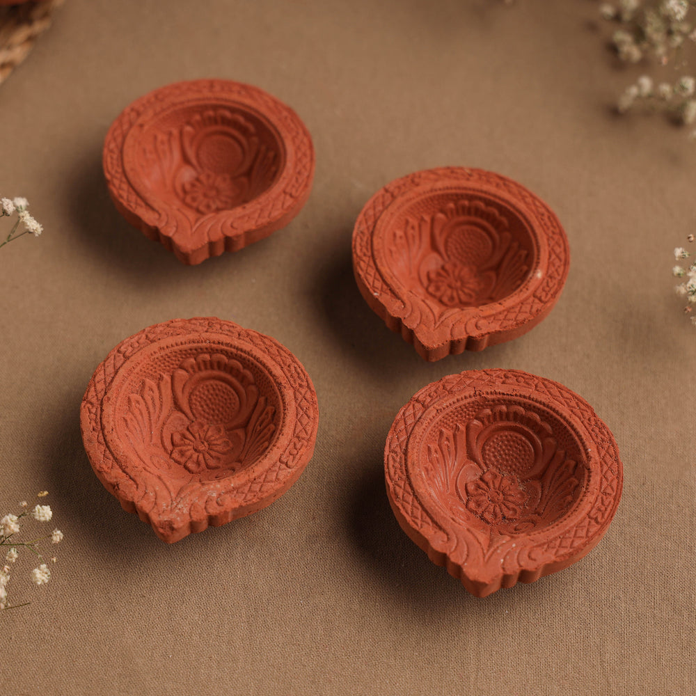 Festive Decor Handmade Terracotta Diyas (Set of 5) 01