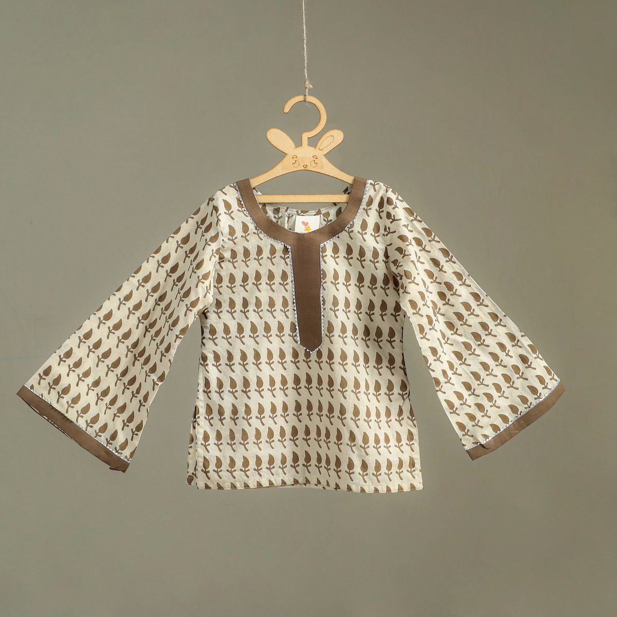 Girls Gota Work Bagh Block Print Cotton Kurta with Sharara Set (3-4 Years) 46