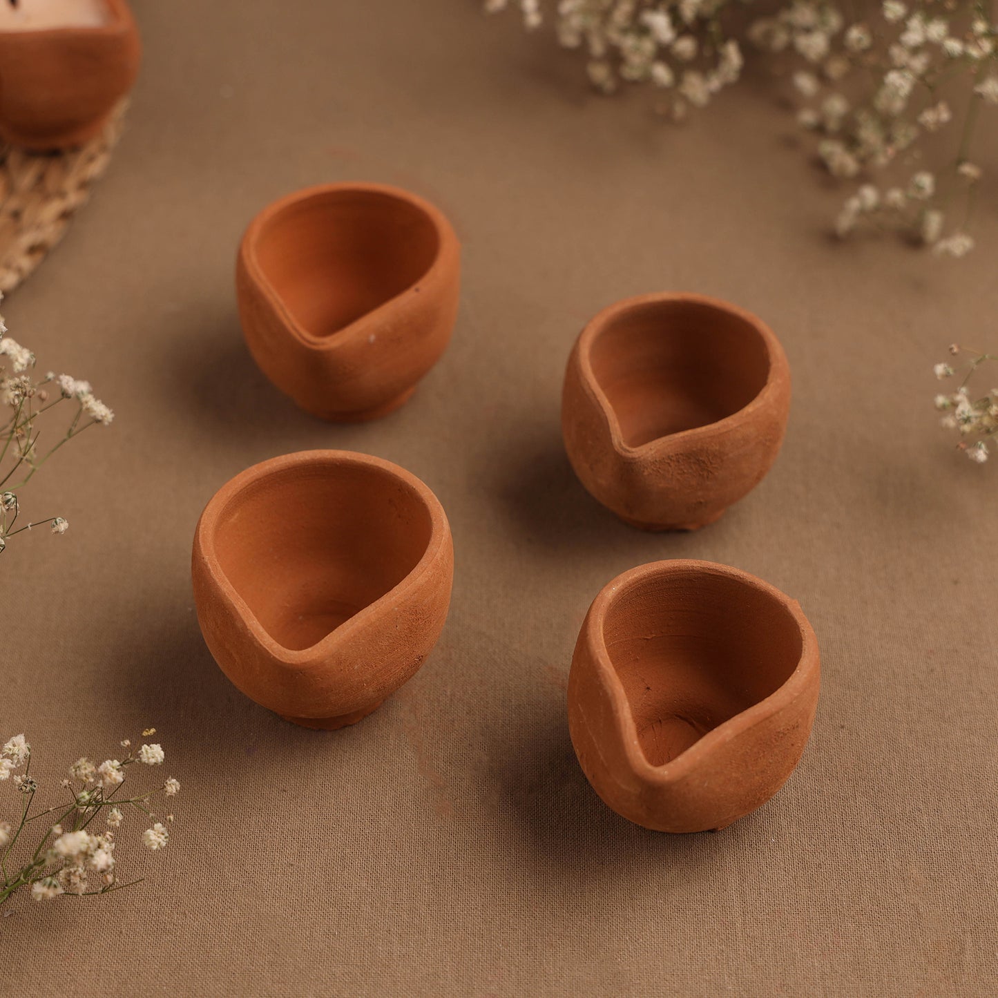 Festive Decor Handmade Terracotta Diyas (Set of 5) 03