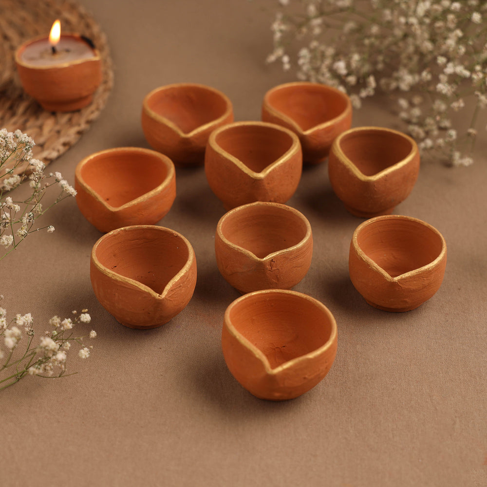 Festive Decor Handmade Terracotta Diyas (Set of 10) 04