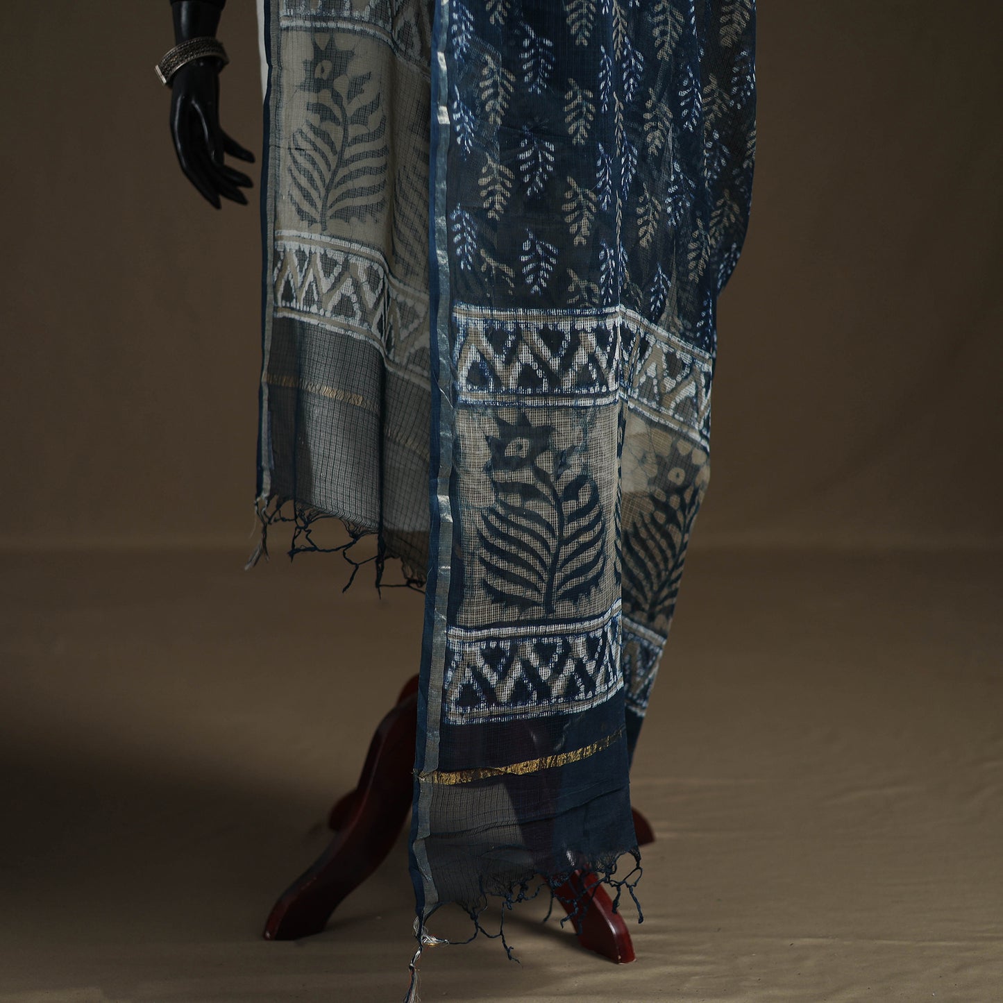Pipad Hand Block Print Natural Dyed Kota Doria Cotton Dupatta 18