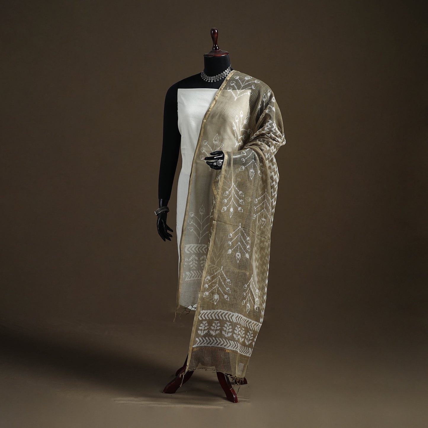 Pipad Hand Block Print Natural Dyed Kota Doria Cotton Dupatta 19
