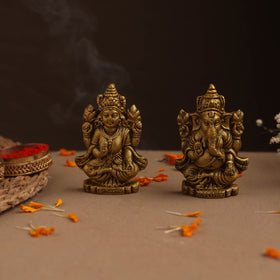 Handmade Diwali Special Lakshmi & Ganesha Idol Set 
