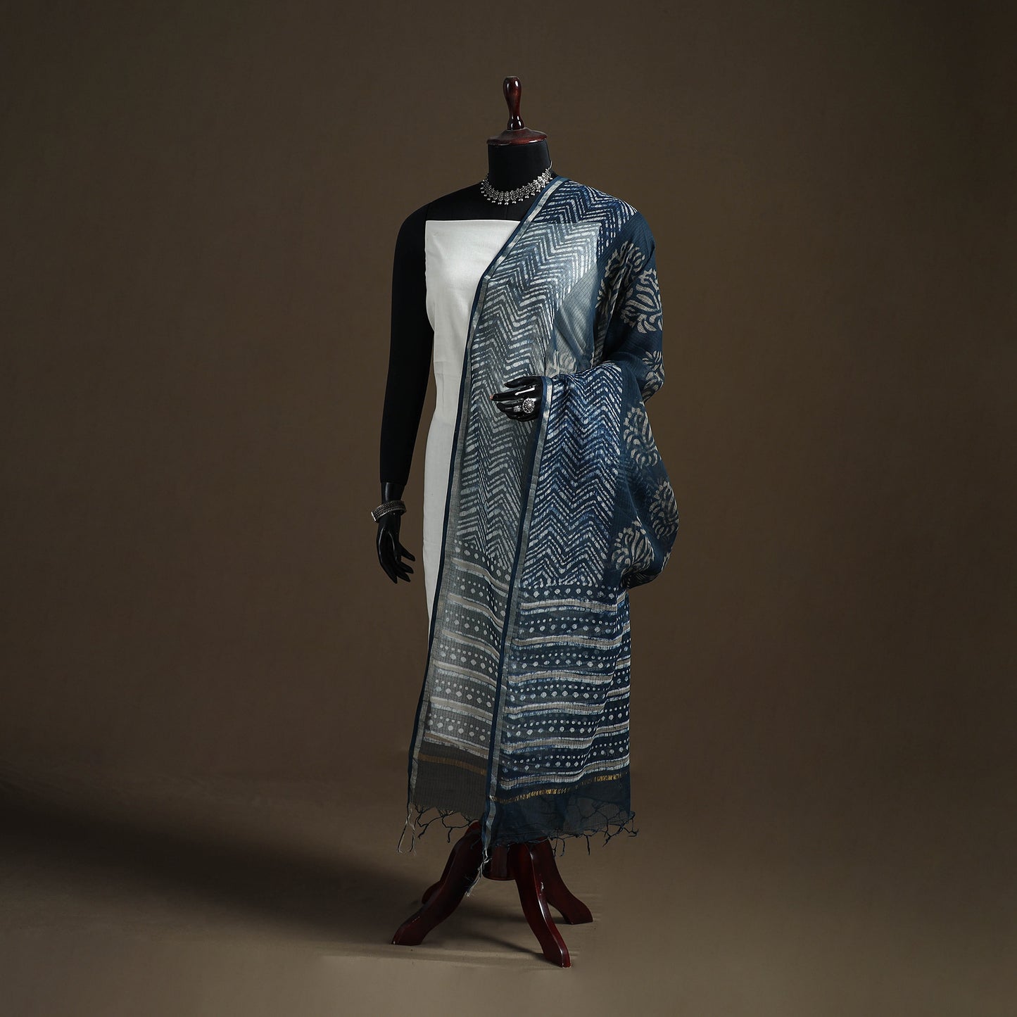 Pipad Hand Block Print Natural Dyed Kota Doria Cotton Dupatta 20